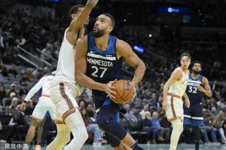 安息，前诺丁汉森林欧冠冠军成员约翰-罗伯逊去世，享年72岁（前诺丁汉森林欧冠冠军功臣约翰·罗伯逊逝世，享年72岁）